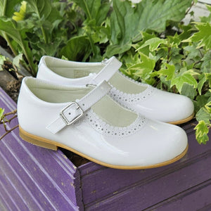 Andanines 152846-4 White Patent
