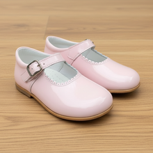 Load image into Gallery viewer, Andanines 152803 Pink Patent Shoe
