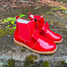 Load image into Gallery viewer, Andanines 262534-4 Red Patent Boot
