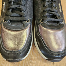Load image into Gallery viewer, Joma C.404 Lady 2201 Black Trainers
