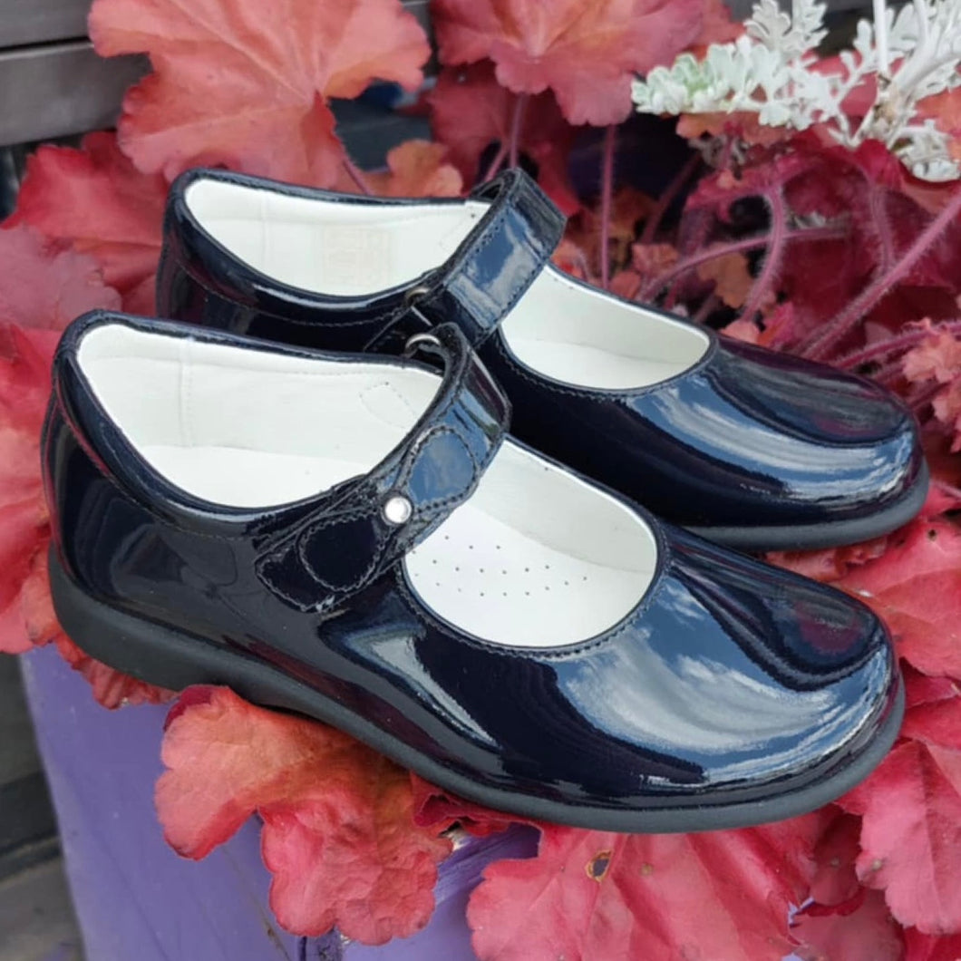 Andanines Navy Patent School Shoe 252603