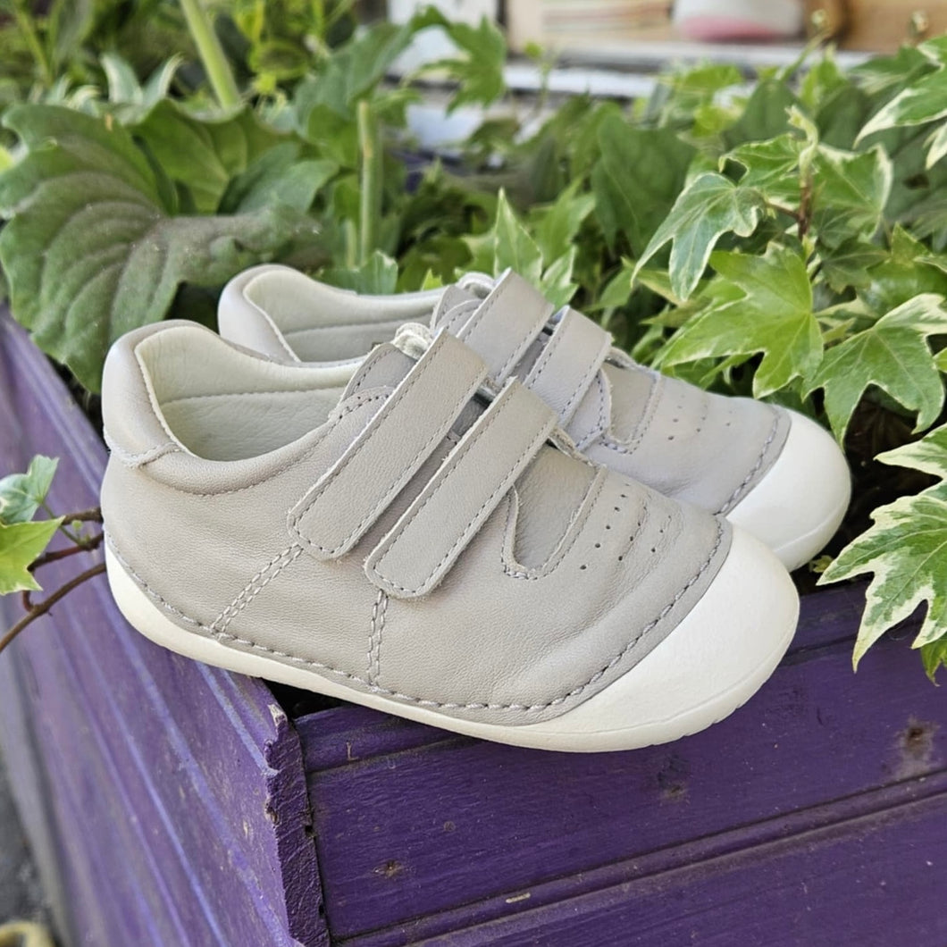 Andanines Grey Leather Pre-Walker 201189