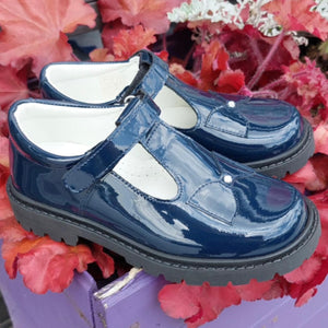 Andanines Navy Patent School Shoe 252421