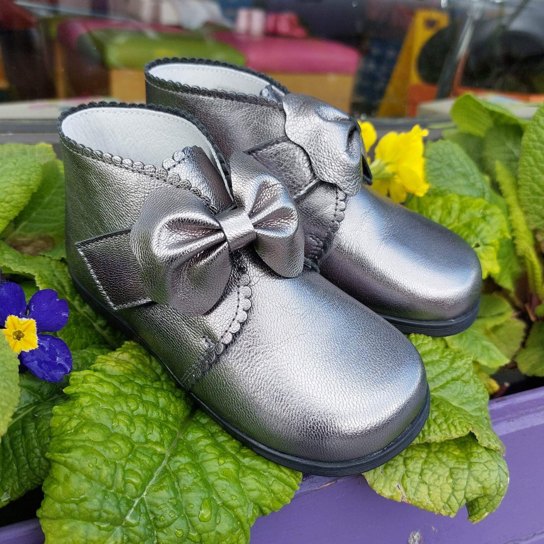 Andanines 202849 Silver leather