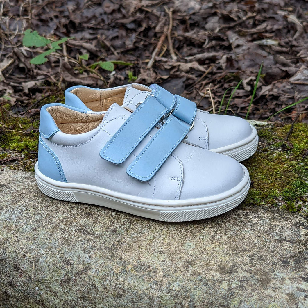 Andanines 222591 White and Pale Blue Leather